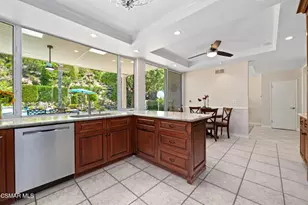 4130 Towhee Dr, Calabasas, CA 91302 - Photo 15