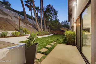 6129 Ellenview Ave, Woodland Hills, CA 91367 - Photo 37