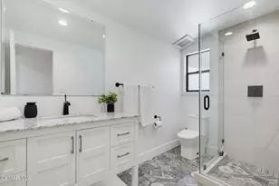 6129 Ellenview Ave, Woodland Hills, CA 91367 - Photo 21