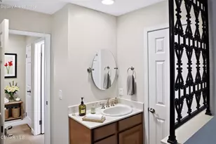 1100 Glenbridge Cir, Westlake Village, CA 91361 - Photo 15