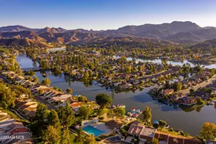 1100 Glenbridge Cir, Westlake Village, CA 91361 - Photo 25