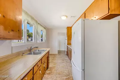 912 Calle Tulipan, Thousand Oaks, CA 91360 - Photo 9