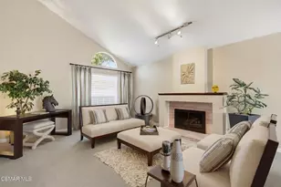 6512 Pinion St, Oak Park, CA 91377 - Photo 7