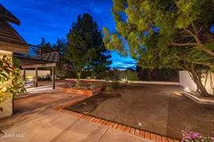 261 Scarborough St, Thousand Oaks, CA 91361 - Photo 47