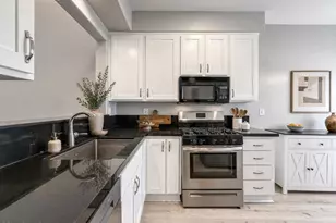 4766 Taranto Way, Oak Park, CA 91377 - Photo 9