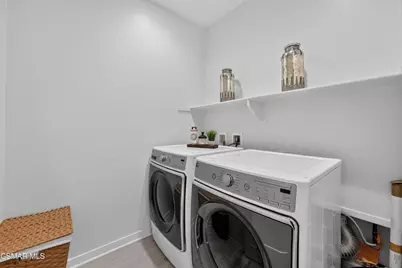 122 Red Brick Drive #6, Simi Valley, CA 93065 - Photo 23