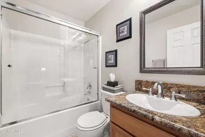 29475 Sequoia Road, Canyon Country, CA 91387 - Photo 39