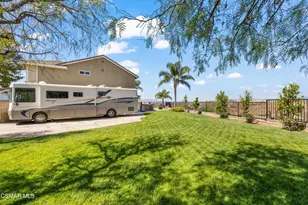 29475 Sequoia Rd, Canyon Country, CA 91387 - Photo 43