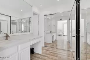 23767 Burbank Blvd, Woodland Hills, CA 91367 - Photo 25
