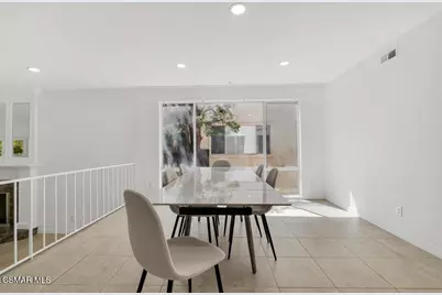 23767 Burbank Boulevard, Woodland Hills, CA 91367 - Photo 9