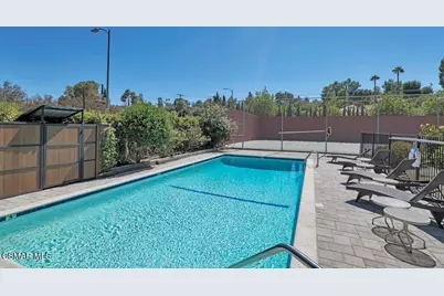 23767 Burbank Boulevard, Woodland Hills, CA 91367 - Photo 39