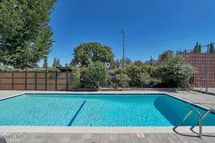 23767 Burbank Blvd, Woodland Hills, CA 91367 - Photo 39