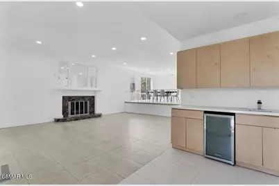 23767 Burbank Boulevard, Woodland Hills, CA 91367 - Photo 7