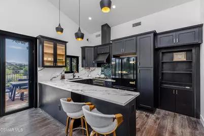 1049 Calle Las Trancas, Thousand Oaks, CA 91360 - Photo 13
