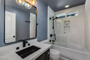 1049 Calle Las Trancas, Thousand Oaks, CA 91360 - Photo 43