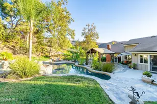 2085 Casual Ct, Simi Valley, CA 93065 - Photo 47