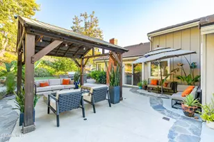 2085 Casual Ct, Simi Valley, CA 93065 - Photo 51