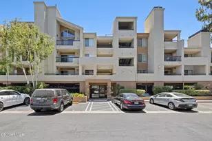 5530 Owensmouth Ave, Woodland Hills, CA 91367 - Photo 21