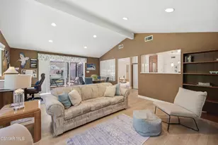 6547 Pinion St, Oak Park, CA 91377 - Photo 15