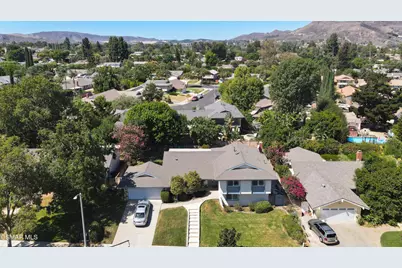 1041 Balsamo Avenue, Simi Valley, CA 93065 - Photo 39