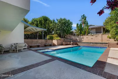 1041 Balsamo Avenue, Simi Valley, CA 93065 - Photo 37