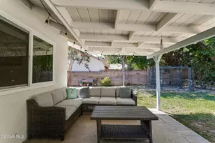1041 Balsamo Ave, Simi Valley, CA 93065 - Photo 29