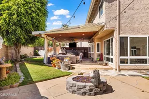 2827 Tiffaney Ln, Simi Valley, CA 93063 - Photo 29