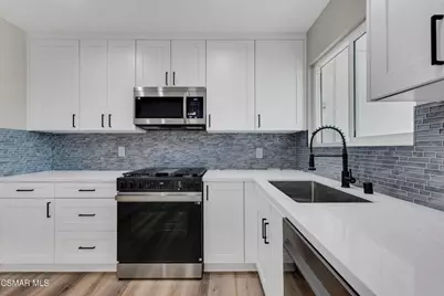 359 Garfield Rondo, Ventura, CA 93003 - Photo 15