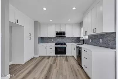 359 Garfield Rondo, Ventura, CA 93003 - Photo 13