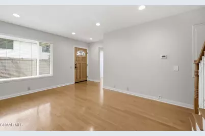 1805 E Avenida De Las Flores, Thousand Oaks, CA 91362 - Photo 3