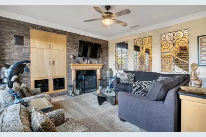 1979 Seabreeze Street, Thousand Oaks, CA 91320 - Photo 21