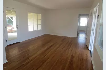 19128 Delano Street, Tarzana, CA 91335 - Photo 3