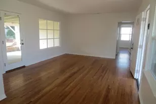 19128 Delano St, Tarzana, CA 91335 - Photo 3