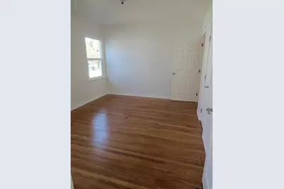 19128 Delano Street, Tarzana, CA 91335 - Photo 15