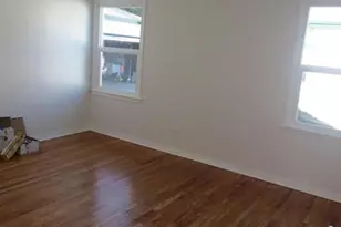 19128 Delano St, Tarzana, CA 91335 - Photo 13