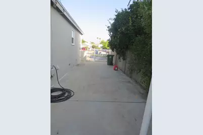 19128 Delano Street, Tarzana, CA 91335 - Photo 25