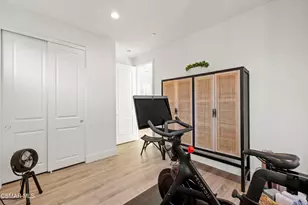 20811 W Bur Oak Circle, Porter Ranch, CA 91326 - Photo 41