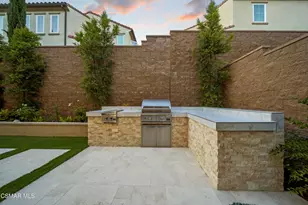 20811 W Bur Oak Circle, Porter Ranch, CA 91326 - Photo 15