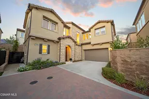 20811 W Bur Oak Circle, Porter Ranch, CA 91326 - Photo 3