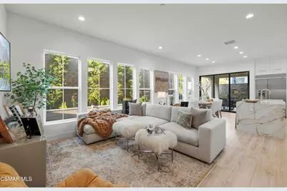 20811 W Bur Oak Circle, Porter Ranch, CA 91326 - Photo 5