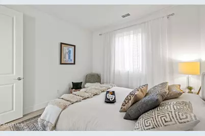 20811 W Bur Oak Circle, Porter Ranch, CA 91326 - Photo 33