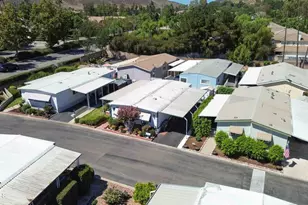 195 Tierra Rejada Road, Simi Valley, CA 93065 - Photo 25