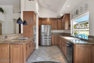 590 Innwood Road, Simi Valley, CA 93065 - Photo 27