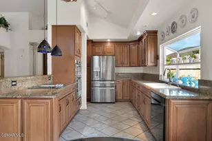 590 Innwood Rd, Simi Valley, CA 93065 - Photo 27