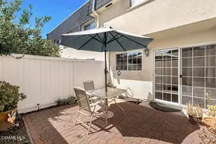 19208 Hamlin St, Reseda, CA 91335 - Photo 17