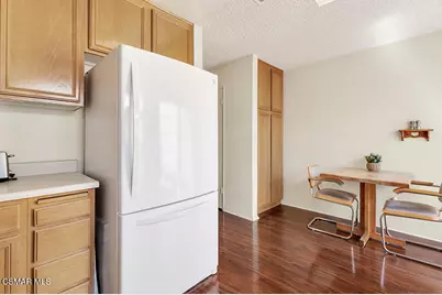 19208 Hamlin Street #4, Reseda, CA 91335 - Photo 15