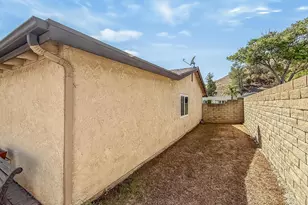 2392 Alscot Ave, Simi Valley, CA 93063 - Photo 39