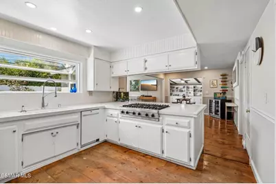 9653 Oakdale Avenue, Chatsworth, CA 91311 - Photo 23