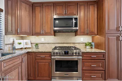 7507 Carmenita Lane, West Hills, CA 91304 - Photo 11