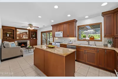 8987 Denver Street, Ventura, CA 93004 - Photo 9
